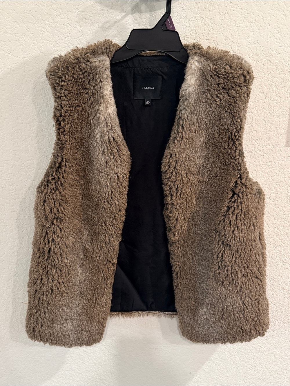 Aritzia Talula Taupe Faux Fur Vest